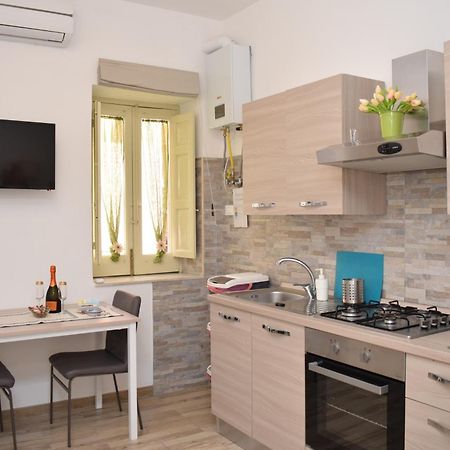 Sbiriddu'S House Apartment Taormina Bagian luar foto
