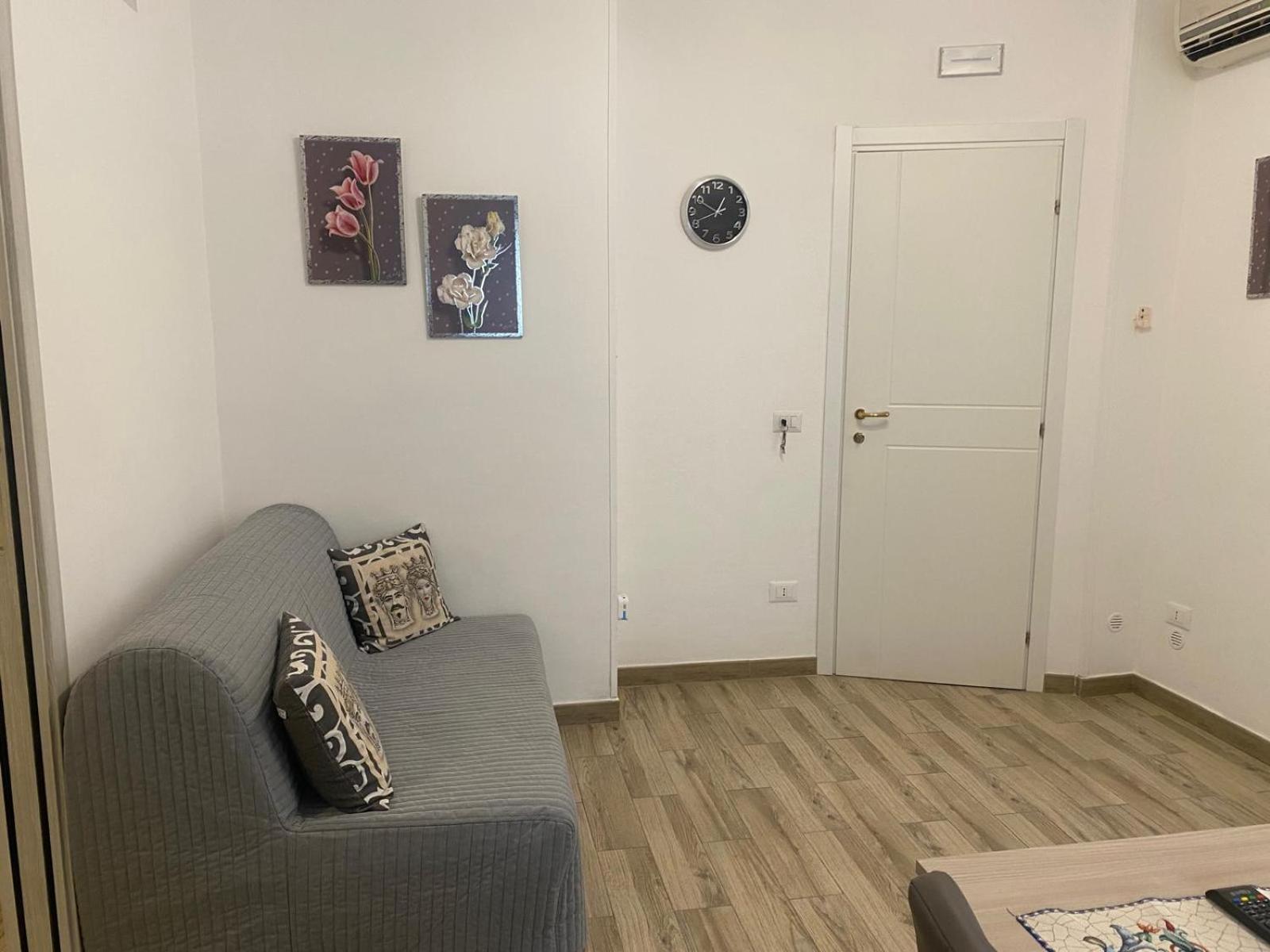Sbiriddu'S House Apartment Taormina Bagian luar foto